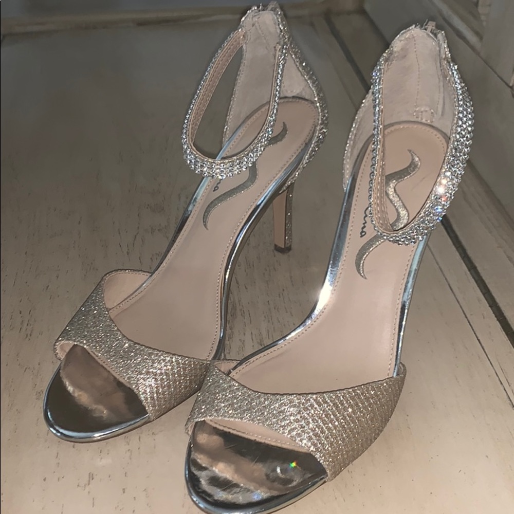 Gold sparkly heels